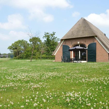 Villa Monumental Farm In The Ash Landscape Geesteren  Exterior foto